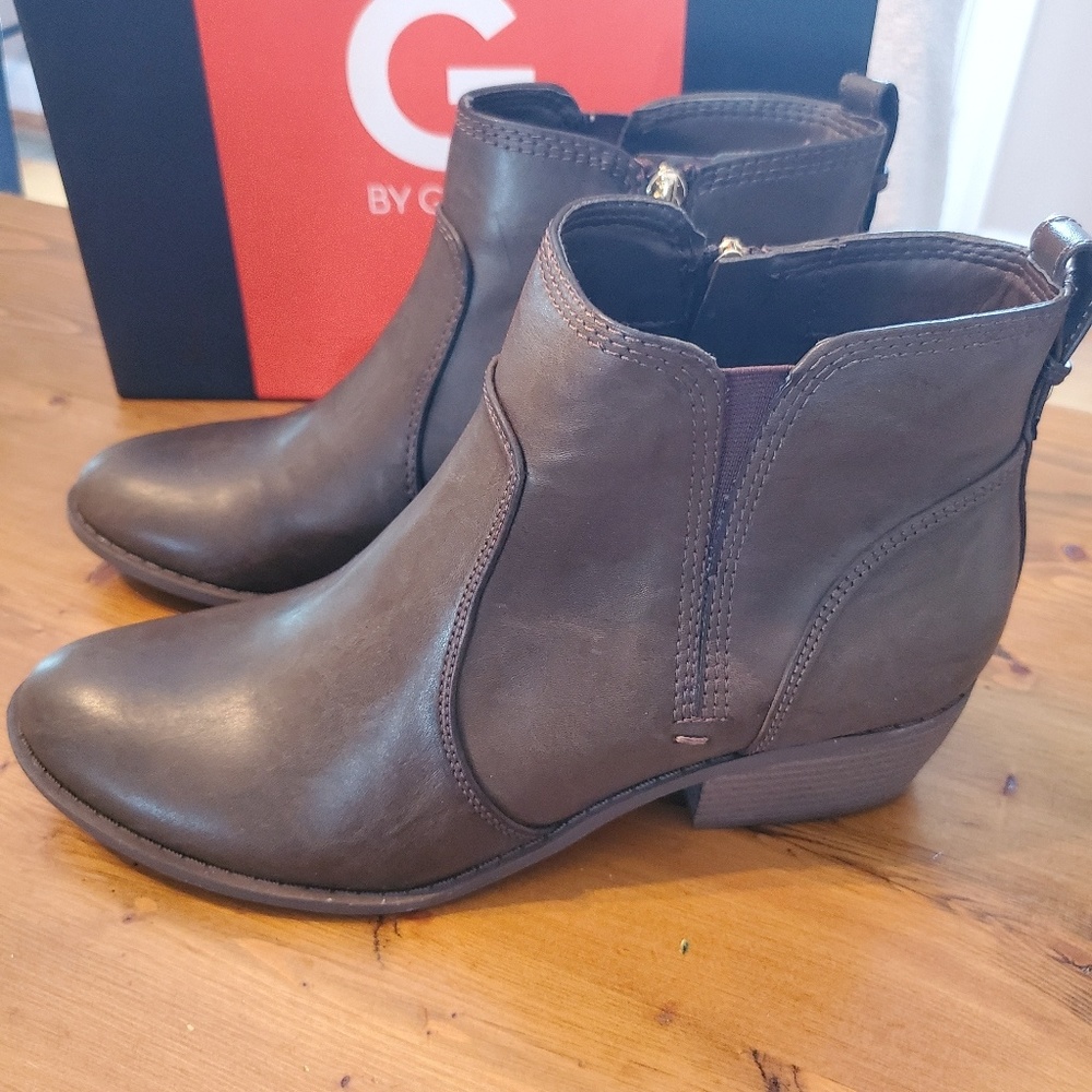 Guess Towny Booties